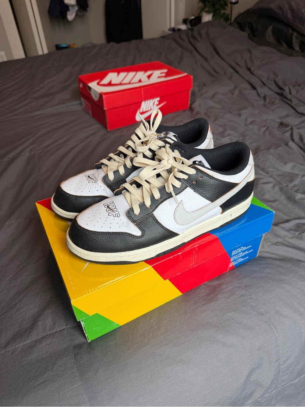 Nike x HUF San Francisco Dunk Lows - Picture 3 of 6